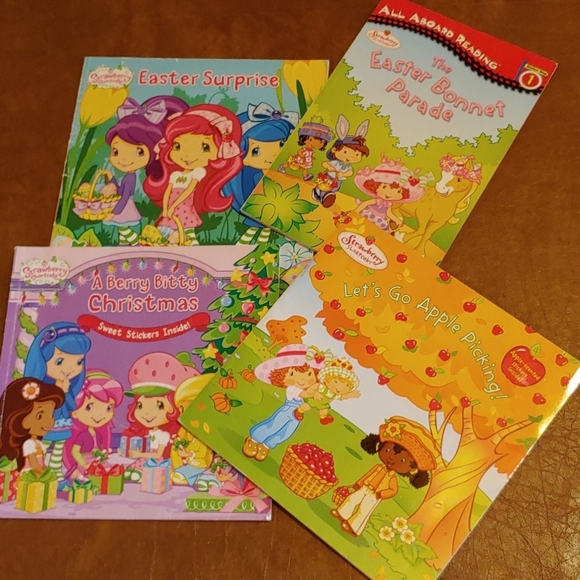 Strawberry Short Cake books set of 4 - Picture 1 of 5